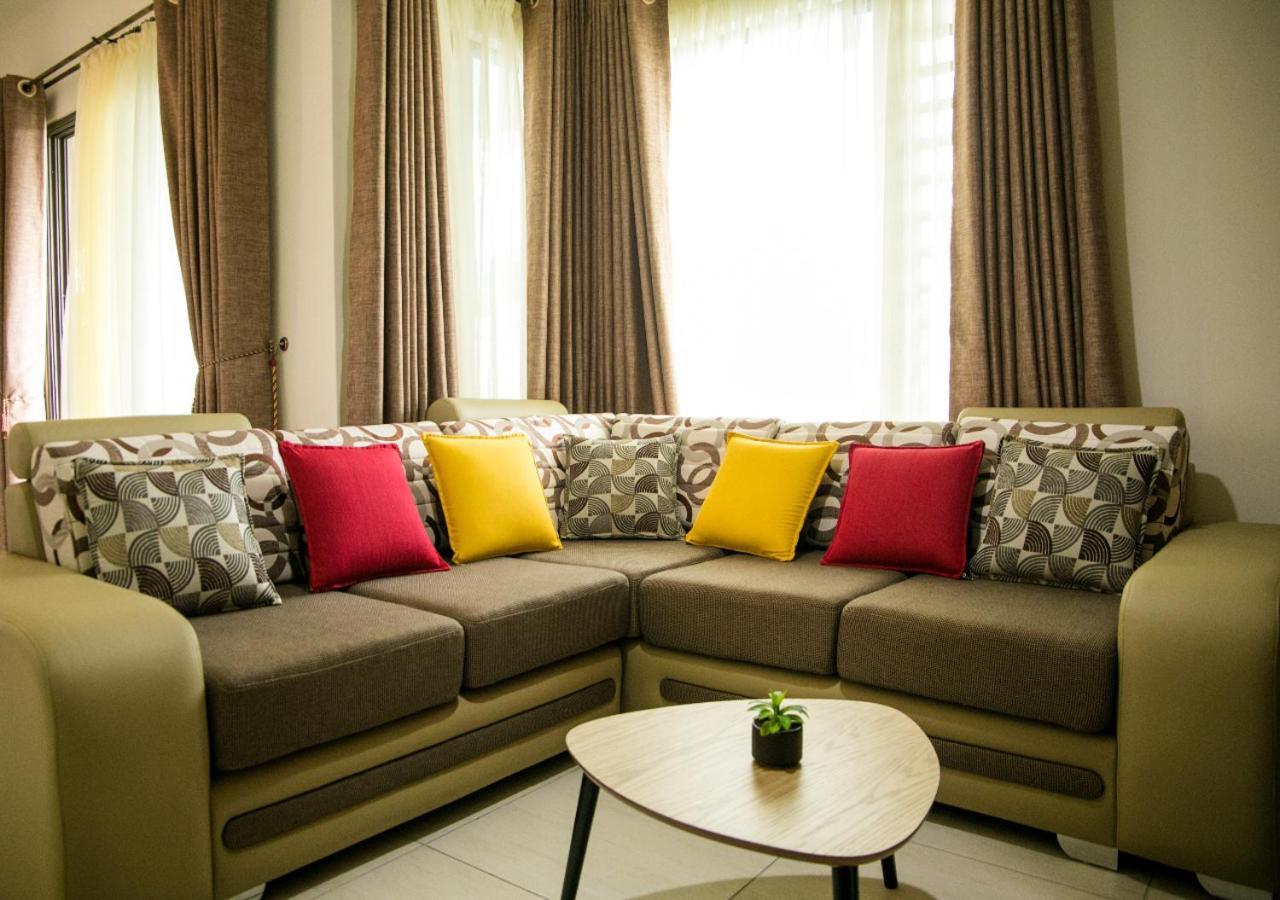 Luxury 2 Bedroom Apartment With Pool - Close To Flic-En-Flac Beach Exteriör bild