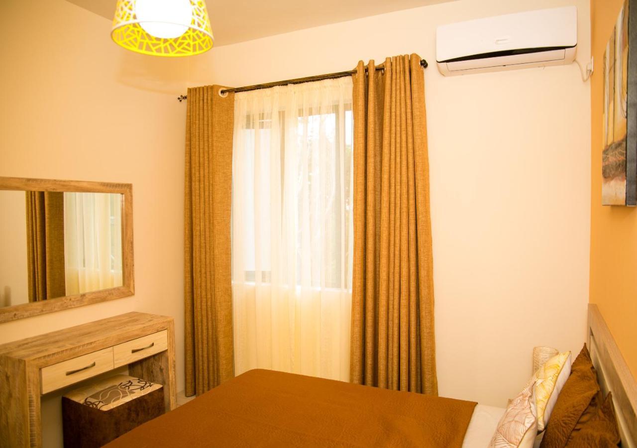Luxury 2 Bedroom Apartment With Pool - Close To Flic-En-Flac Beach Exteriör bild